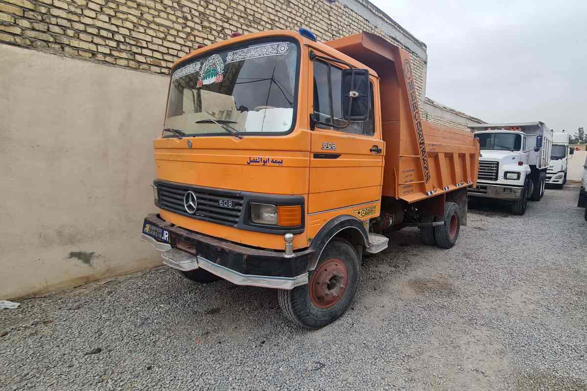 مشخصات خاور 608